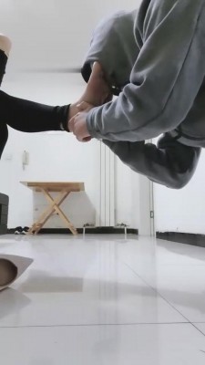 【汤六针】首次原味羞辱绿帽狗 bf2428