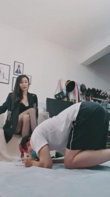 【微希】剧情-偷闻漂亮姐姐的鞋被抓 bf2889