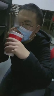 【仔仔萌萌哒】校园女神车库羞辱双狗 bf3329