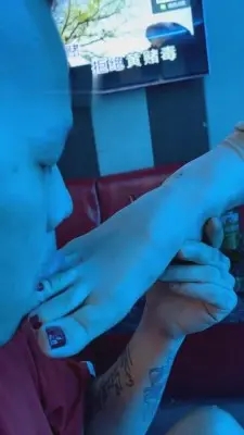 【三三】KTV长靴踩踏调教 G-210727-2