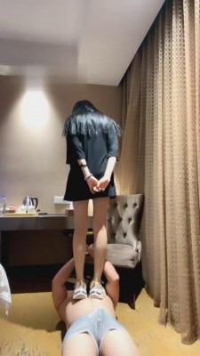 【弯弯小阿姨】强迫吞咽圣水原味棉袜 G-210816-12