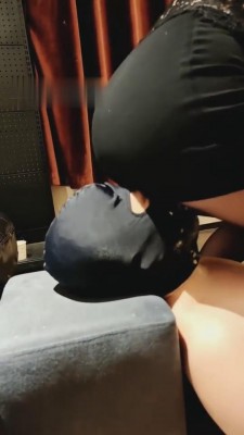 【三三】网红模特黑丝-转胯/虐乳/口水 bf683