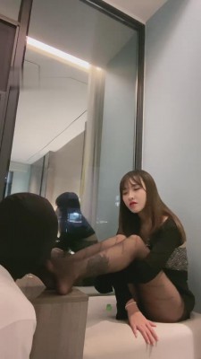 【路子】闻舔黑丝高跟玉足 bf15420