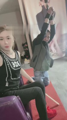 【妮可】吊绑堵嘴重度刑虐 bf16177