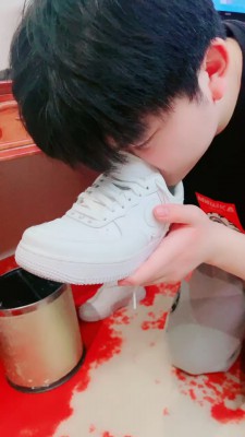 套路直播视频【甜心教主】肉丝脚暴力提档/骑马/闻小白鞋 bf24277