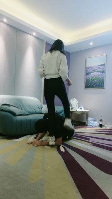 套路直播视频【小小小魔女】运动鞋+高跟提档/跳踩 bf24415