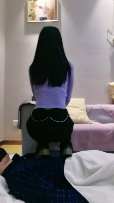 套路直播视频【启蒙老师】白袜裸足全体重踩踏 bf24670