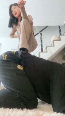 套路直播视频【陈S陈】御姐黑棉袜的诱惑 bf25023