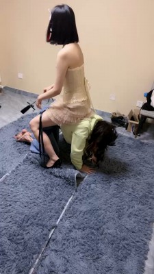 套路直播视频【小奶油S】尝试开发新闺蜜做狗 bf25848