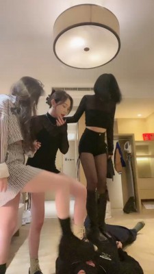 套路直播视频【维妮】精彩!3S全体重踩踏/转胯/狠抽【三视角版】 bf25660