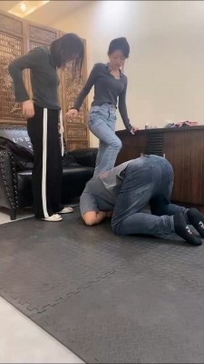 套路直播视频【琳嘉】双S刑虐-鞭打耳光踢打踩踏 bf25868