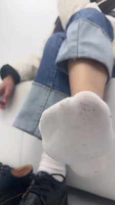 套路直播视频【狗哥】素人女神白袜首调狗【完整版】 bf26379