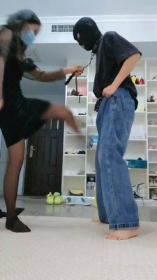 【辉夜S】骑马转胯/重度提档/踩踏喂食/恋足狂舔 bf27117