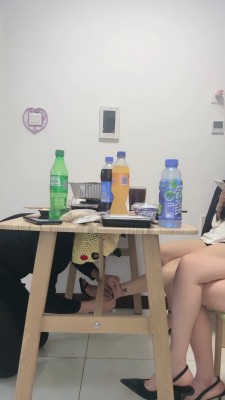 【苏汐】4S网红模特吃饭桌下狗-头顶鞋子/耳光/语言极度羞辱 bf27029