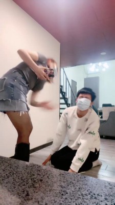 【西西小主】反绑虐-长靴提档/鞋底踩狗舌头/舔多双脏鞋底/喝圣水 bf26960