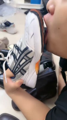 【艾莉】舔闻超多双鞋子/骑马/原味丝袜脚捂脸 bf27263