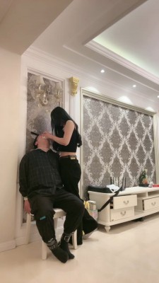 【桃幼幼】精神小妹-白袜塞嘴/暴力踢踹/鞭打/捆绑踩踏 bf27502