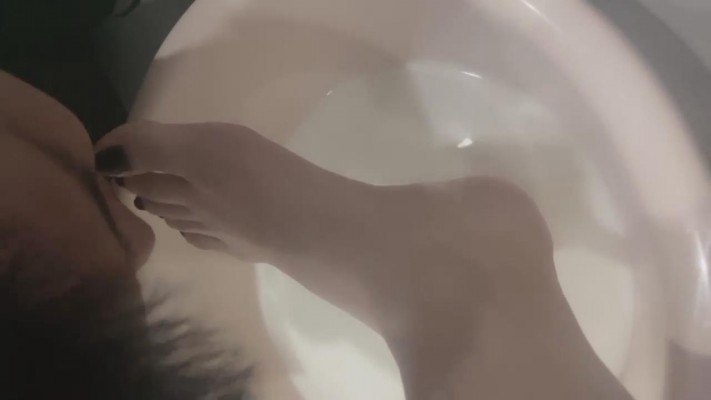 【馨馨S】喝洗脚水圣水/全体重踩踏 JS23050703