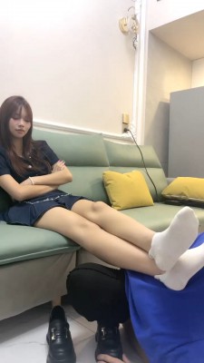 【狗哥】开发应聘小姐姐-皮鞋白袜踩踏/转胯耳光【完整版】 bf28198