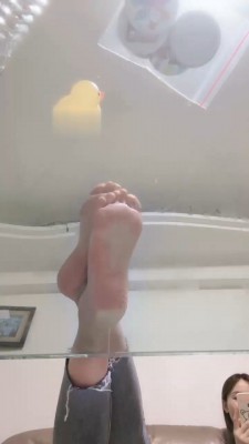 【倪梵】双S-原味裸足踩狗脸 bf30536