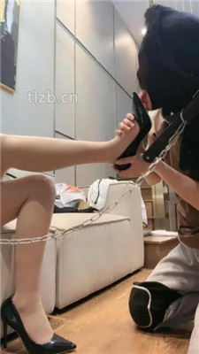 【林夕】白领S-跪舔高跟原味美腿