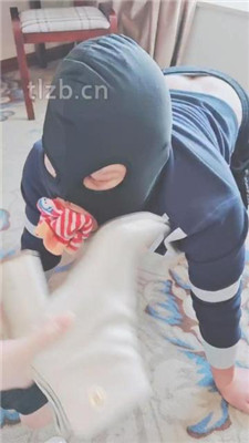 【美容院】迟到的贱奴就要挨罚