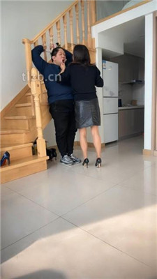 【冰色】吊绑强制虐打惩罚奴