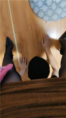 【平凡】恶毒继母-黑丝高跟美腿虐