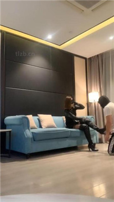 【奢靡】长靴S-踢踹踩踏/抽耳光/鞭打【完整版】