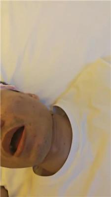 【黛黛】清纯小姐姐S-裸足恋足狂舔 JS240710-5