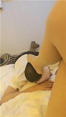 【黛黛】清纯小姐姐S-裸足恋足狂舔 JS240710-5