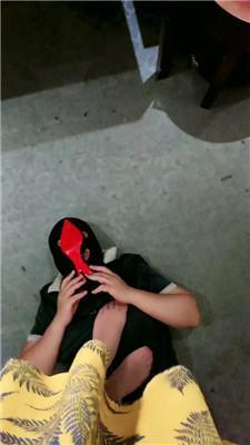 【芒果S】肉丝脚除臭器/踩踏/掐乳【完整版】JS240710-4