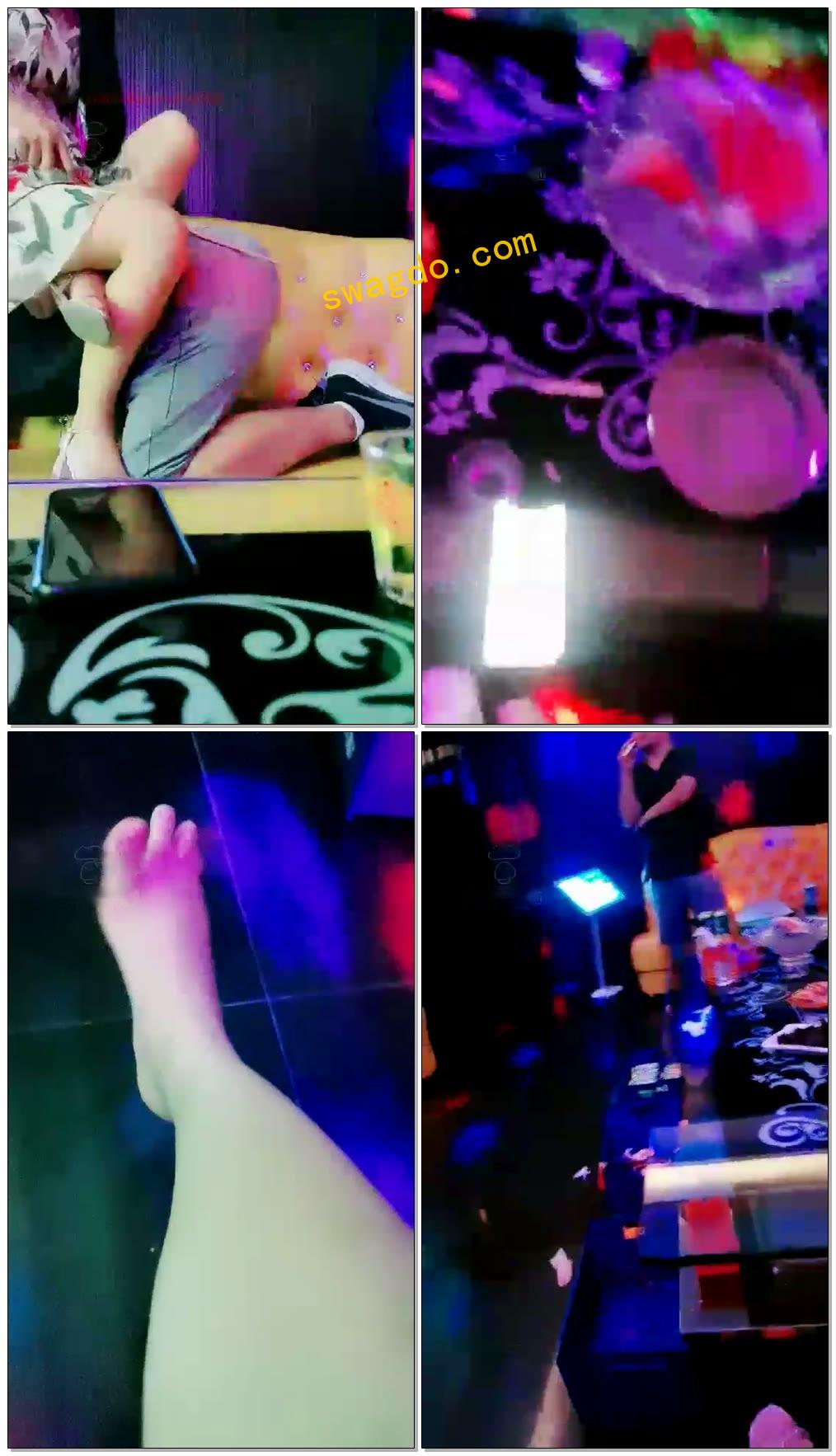 【广东银河女王】KTV刺激调教跪地舔脚SP加喂食【73分钟】