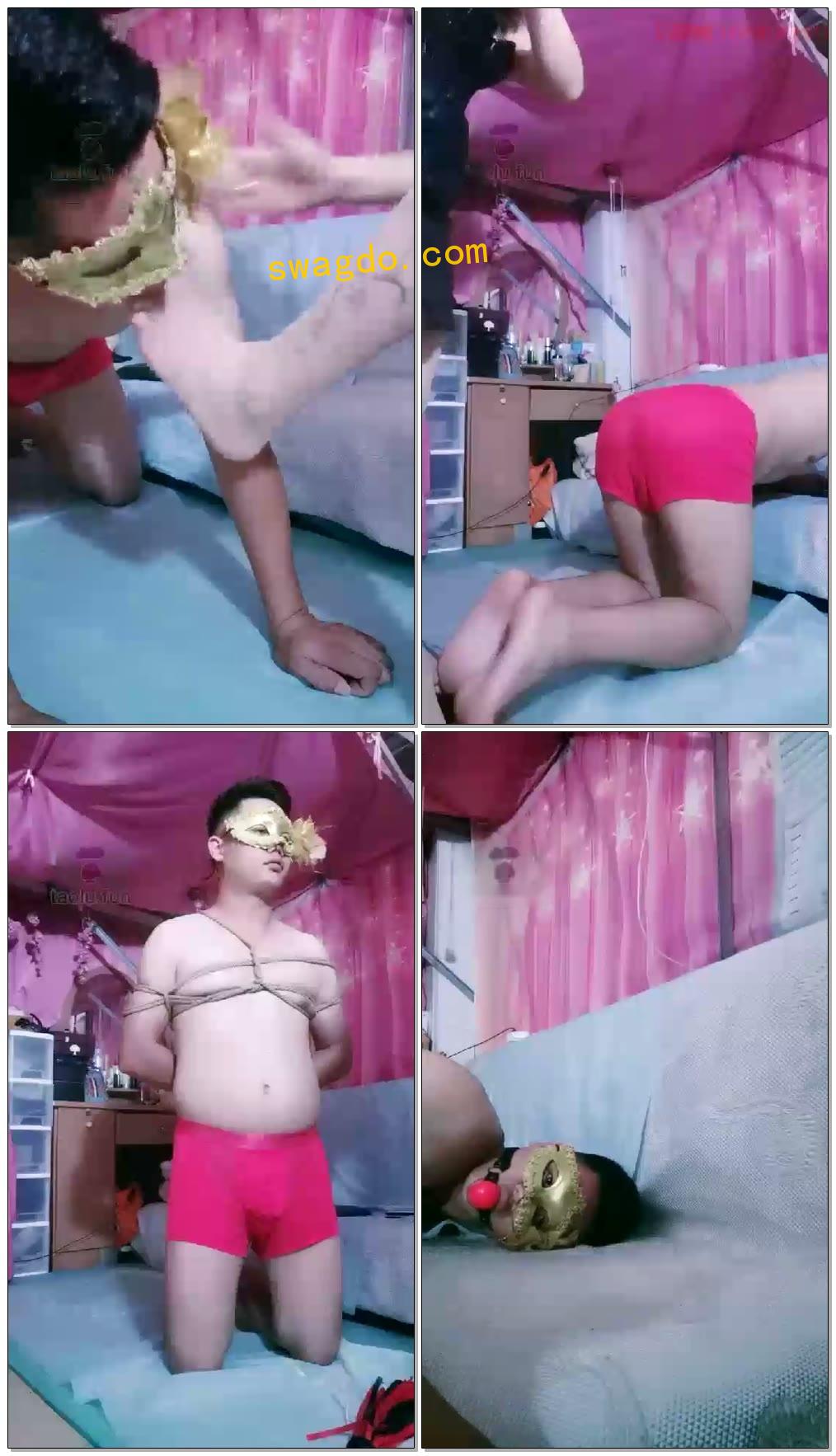 【紫钰大人】下贱姿势舔尤物肉丝脚【47分钟】【标清】