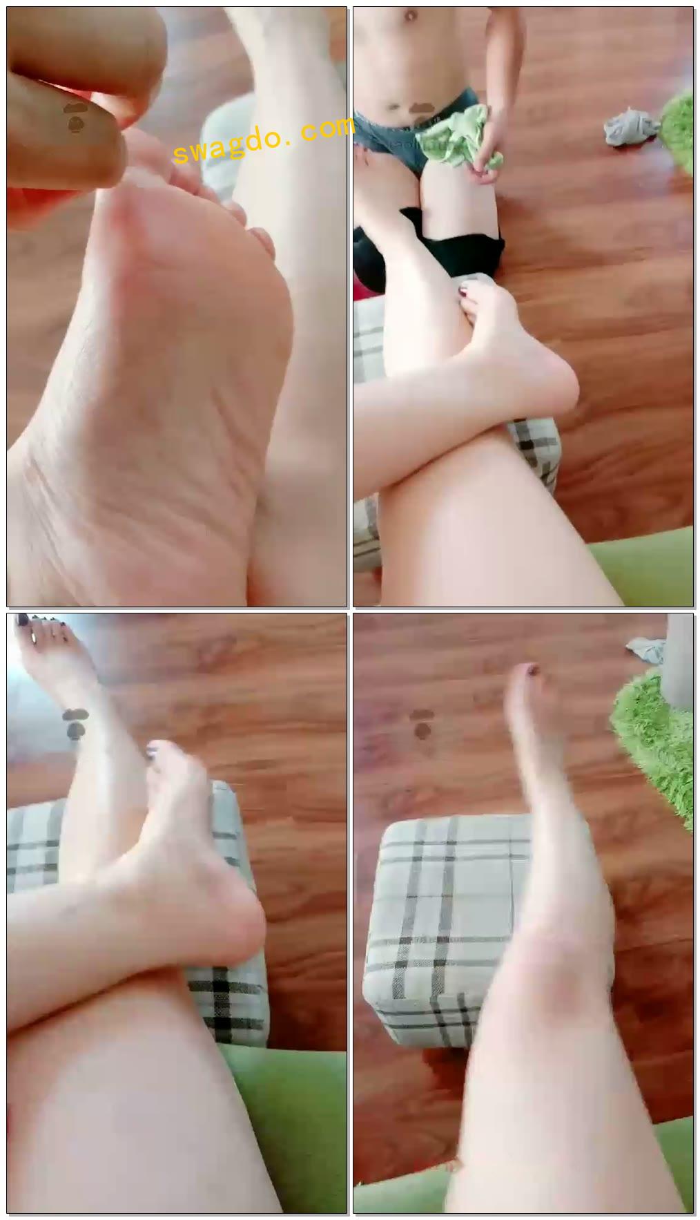 【灵犀女ss】日常脚奴伺候着-续【36分钟】【标清】