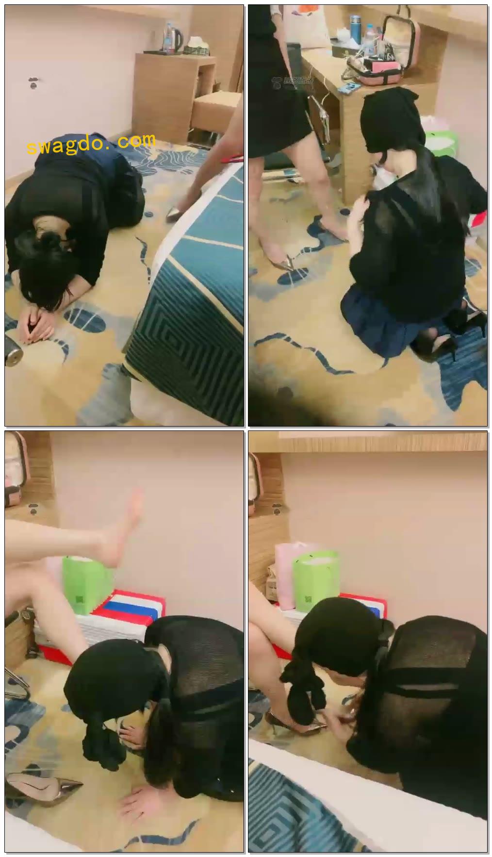 【丹丹S】超狠sp收拾母狗，狗嘴抽出血，把我脚都蹭破皮了【45分钟】【标清】