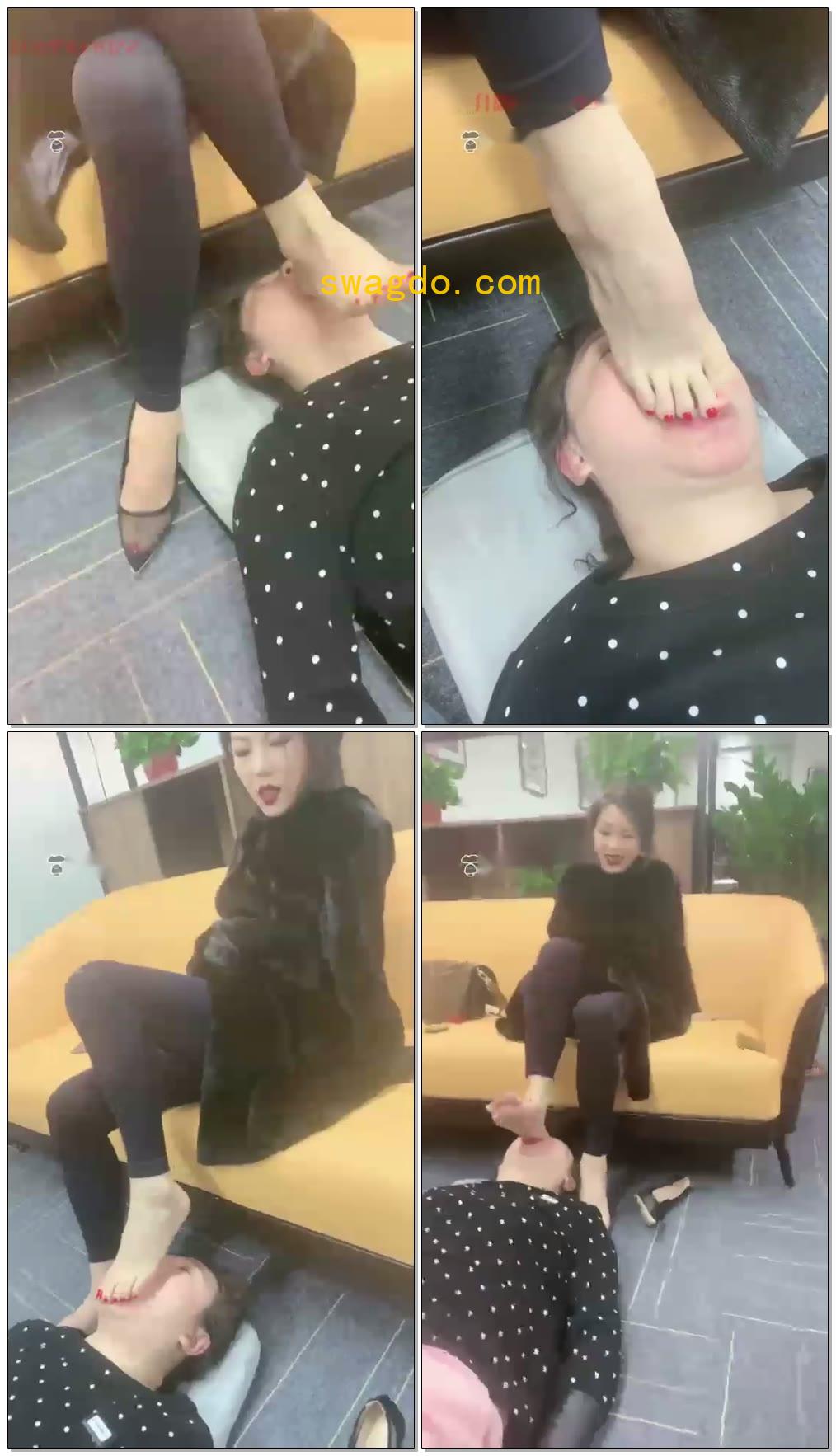 【歌迪丝S】骚女奴三婶舔美脚深喉【35分钟】【标清】