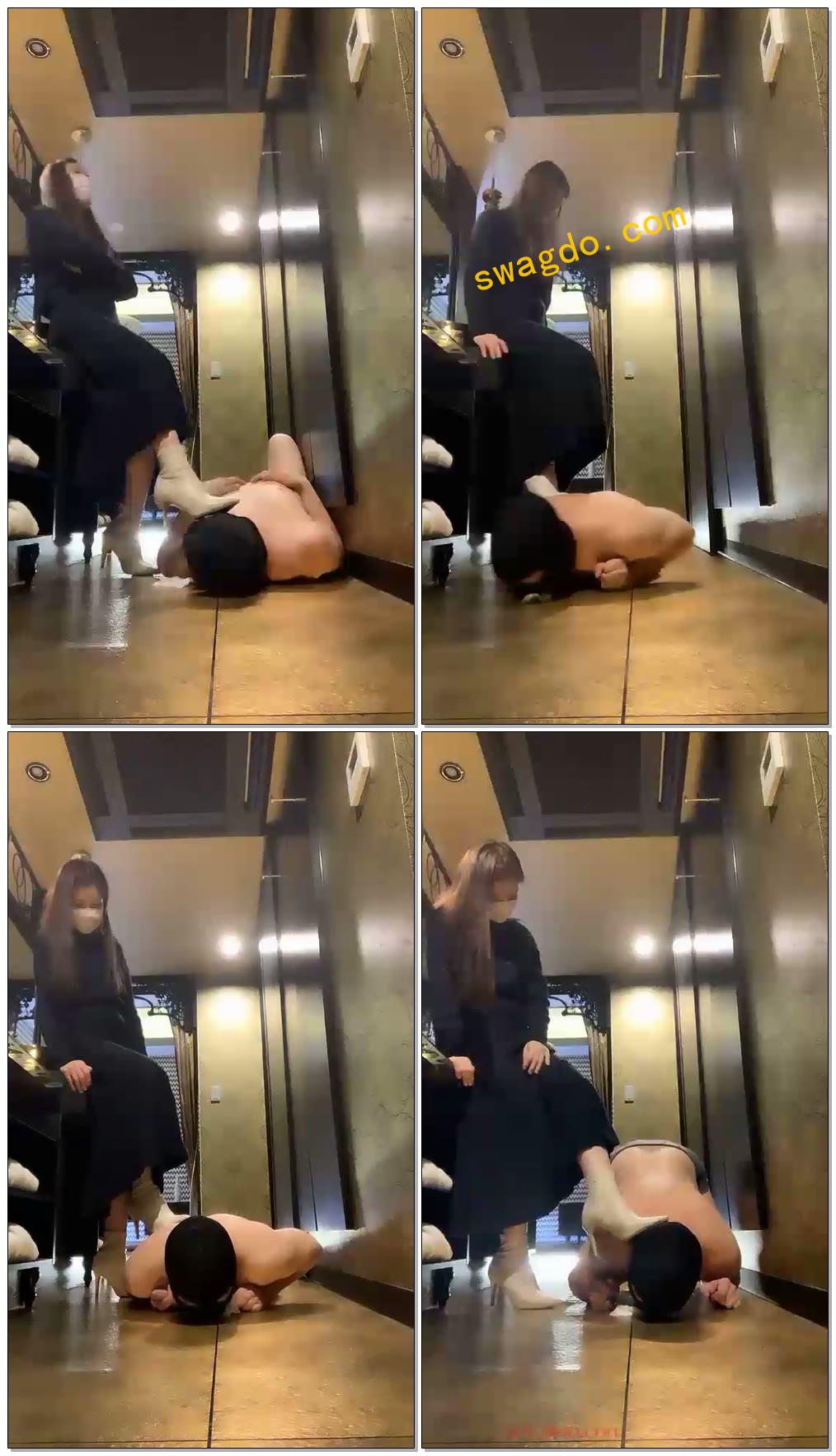 【Riko】舌头清理地板，踩头监督【6分钟】【标清】