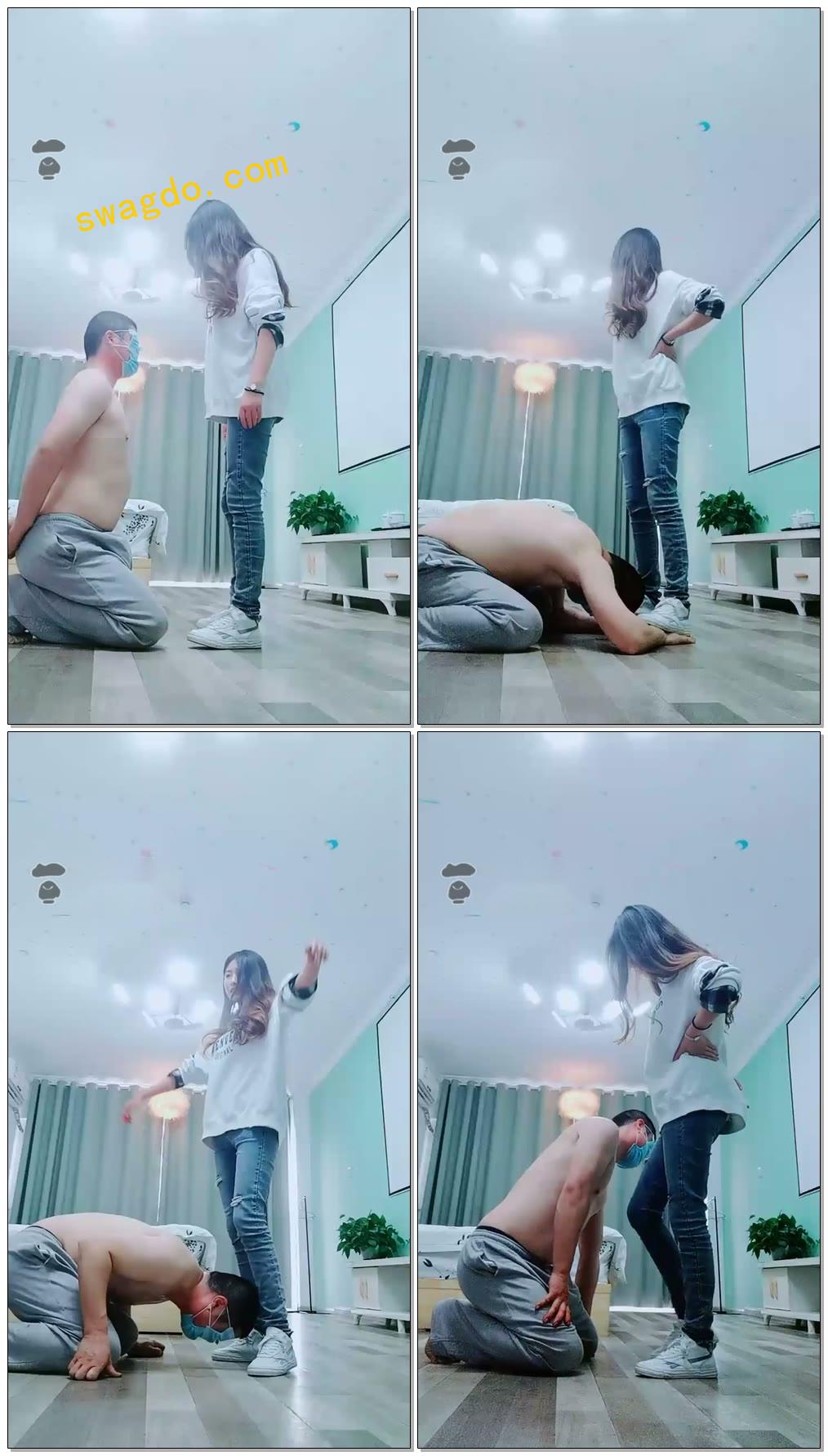 【梓晨S】小骚货刚从外面回来就爬到主人脚下,JJ痒了【48分钟】