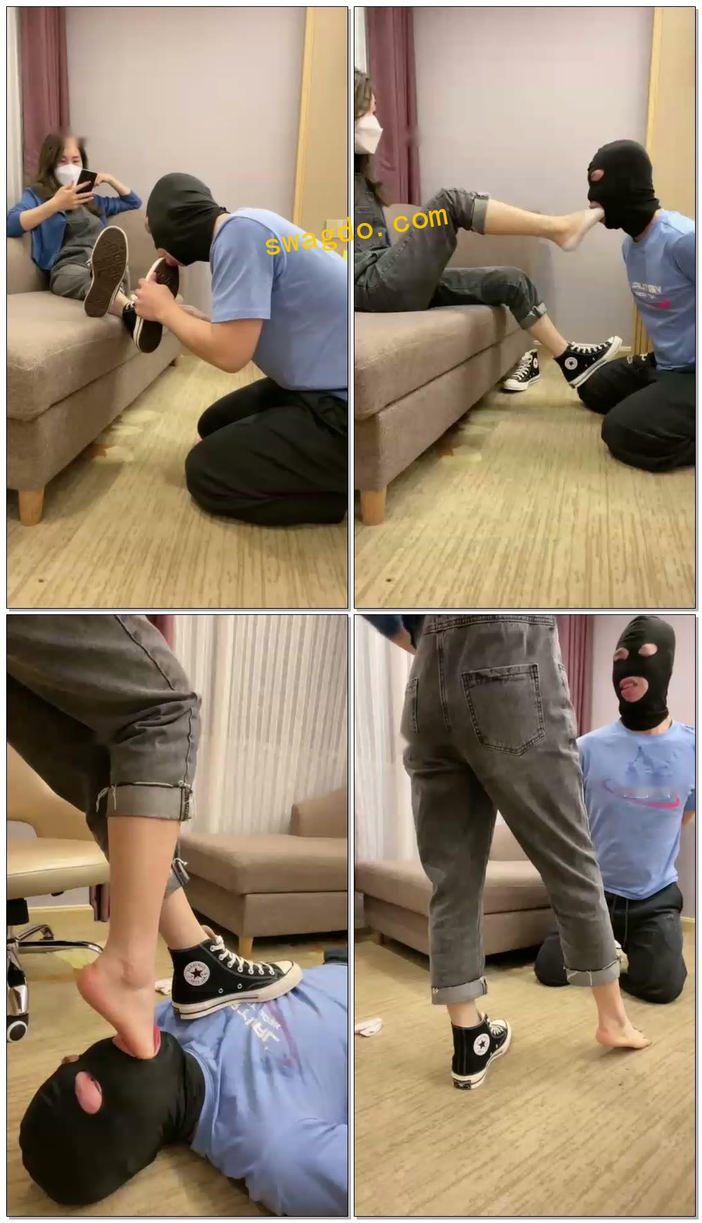 【晨希s】素颜状态单脚插狗嘴【45分钟】