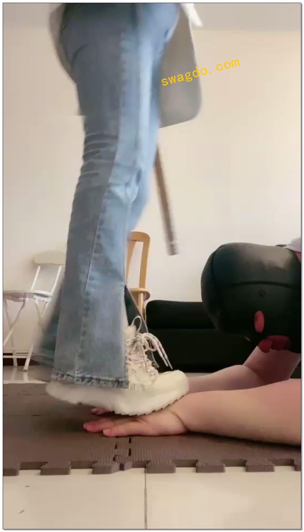 【玖幽】调教一只不太刑的狗耳光SP钻胯【30分钟】