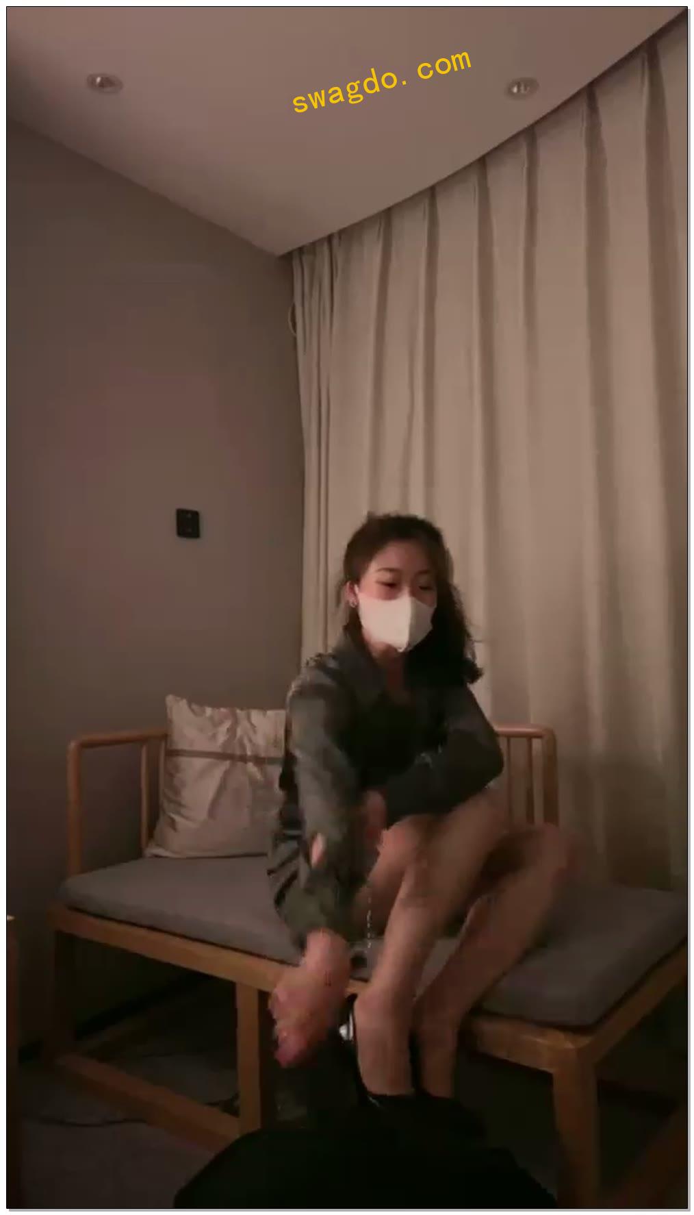 【禾未s】暴虐贱狗滔，耳光，提档，鞭打，按摩服侍，骑马，羞辱虐待，连续耳光【45分钟】