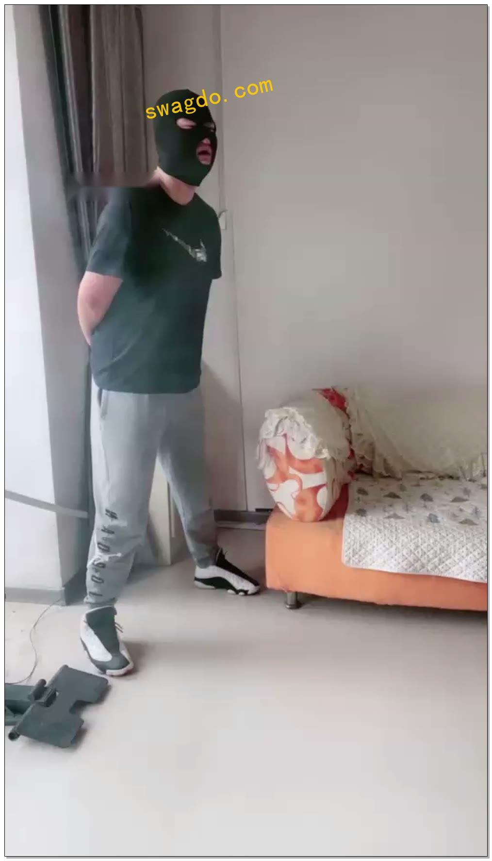 【初见S】暴力踢踢裆，皮拍耳光，上下其发【36分钟】