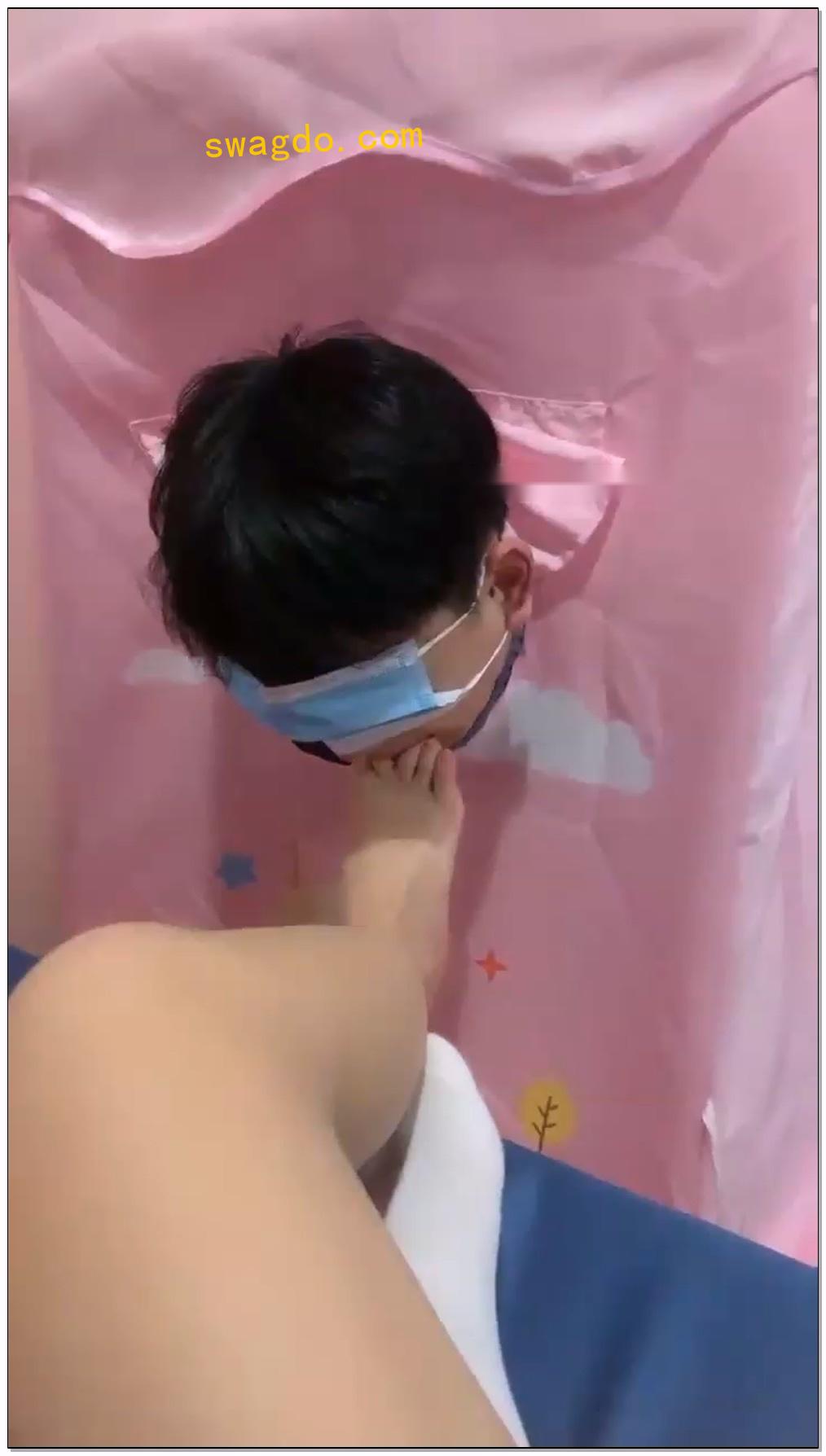 【粉粉妹妹】新人首播调教贱狗【20分钟】