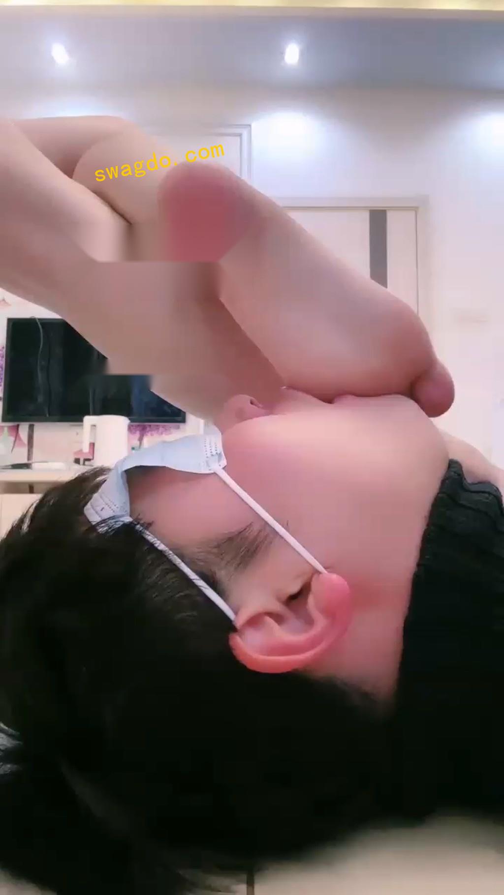 【罗宾】女主人试用新来的脚奴【90分钟】