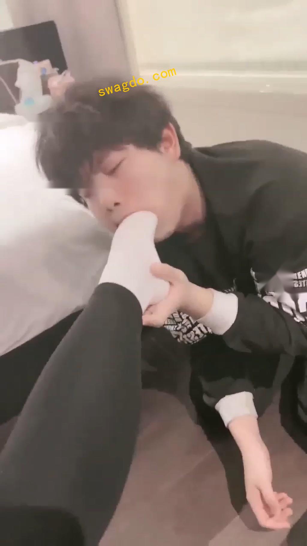 【强抚】深喉调教的王者【45分钟】