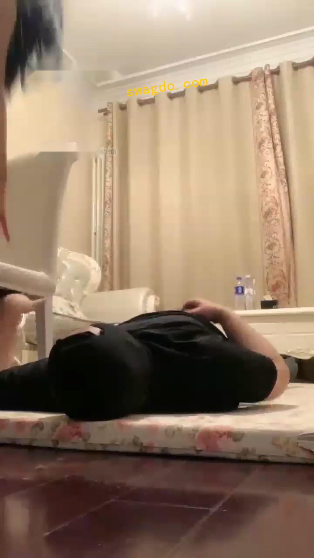 【kiki】暴打提档踩踏【35分钟】