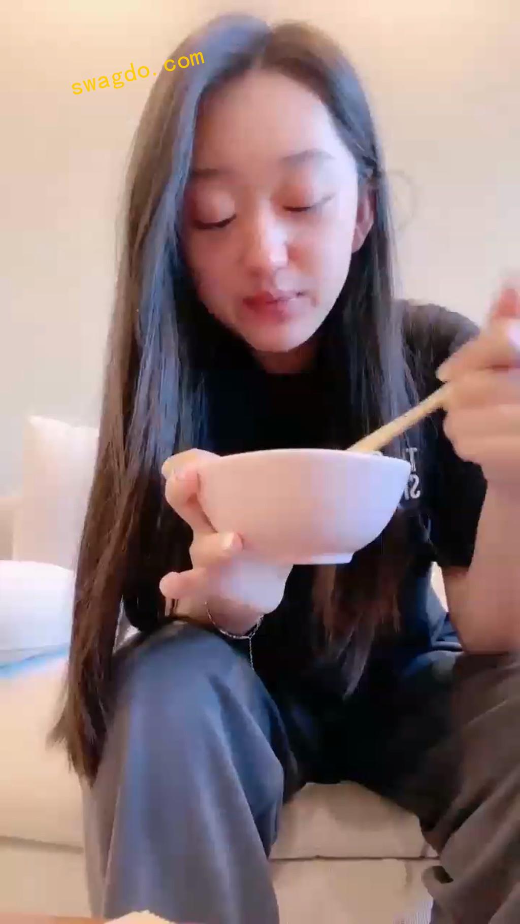 【赵丽颖】躺在沙发上的女神【34分钟】