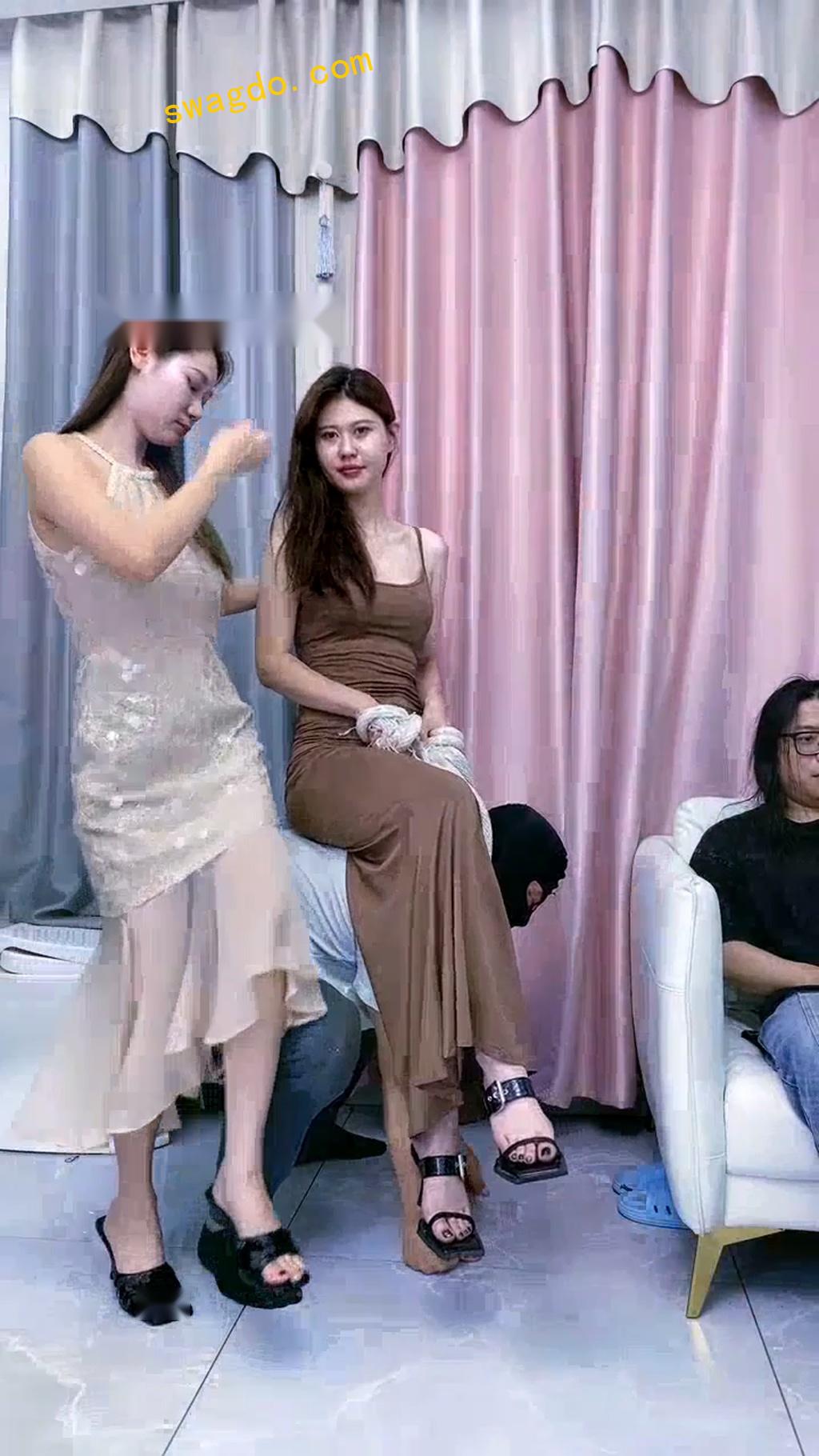 【银儿】司令被抓来kiss【79分钟】