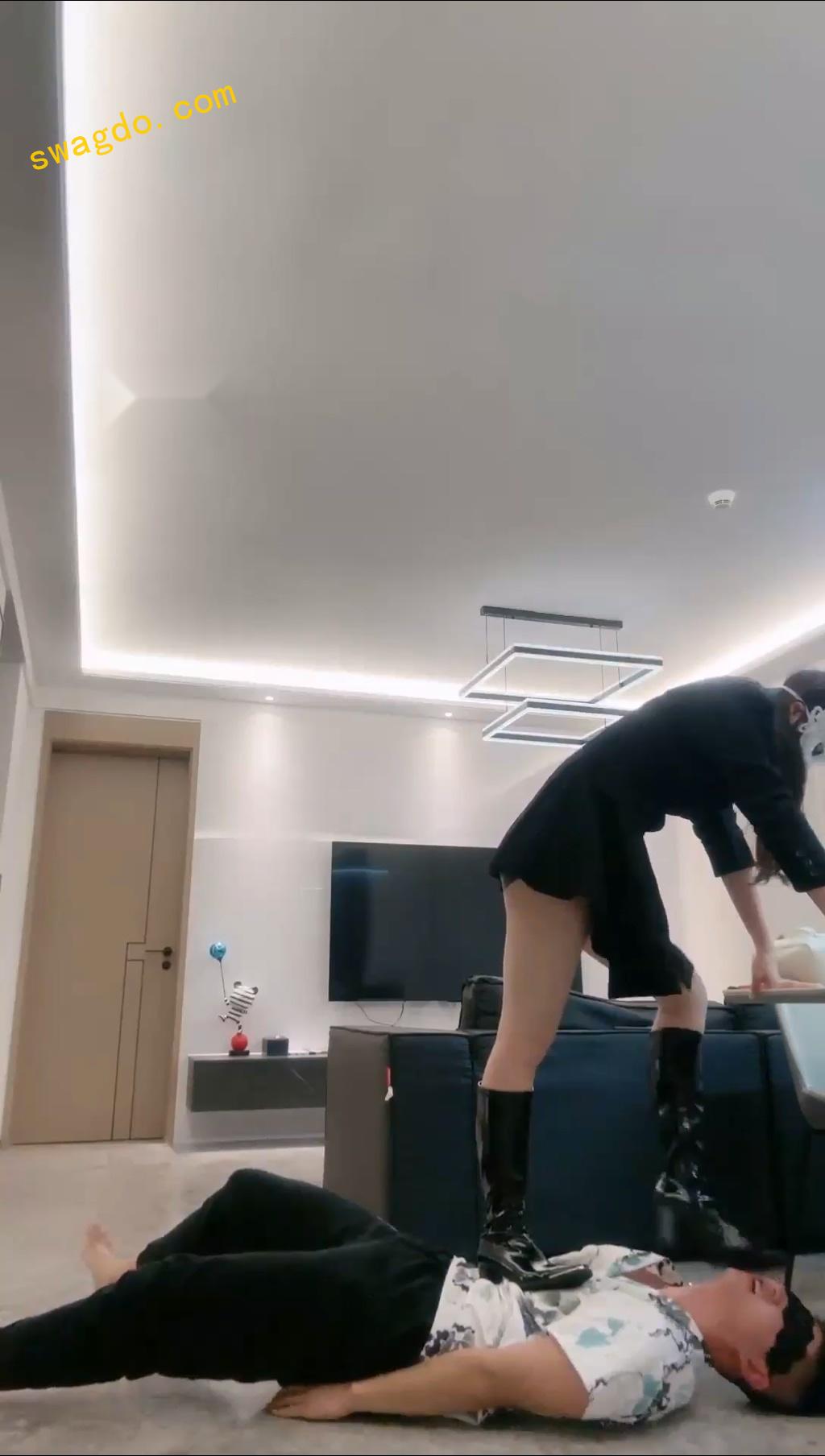 【妆主大大】狠虐偷偷谈恋爱的弟弟【39分钟】